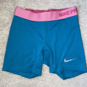 Nike pros biker shorts
